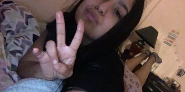 Pack de esta hermosa joven que te encantara