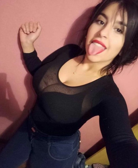 Alicia Falcon Mostrando Sus Ricas Tetas