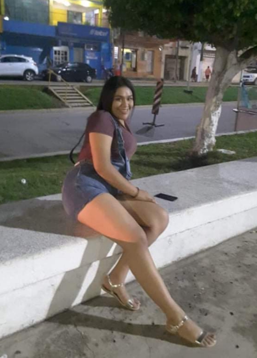 Darina Gorsibuena Mostrando el Culo