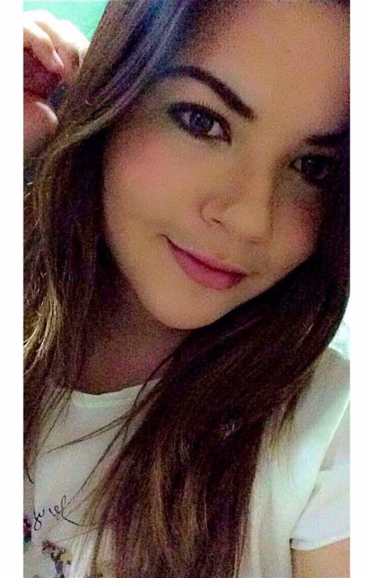 Alejandra Diaz Linda Jovencita Mostrando Tetas +Videos