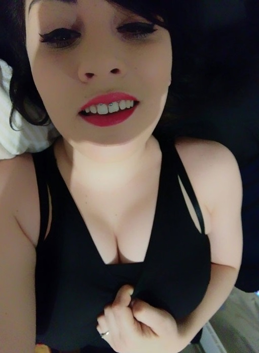 Mireia Morera Rica Emo Tetona