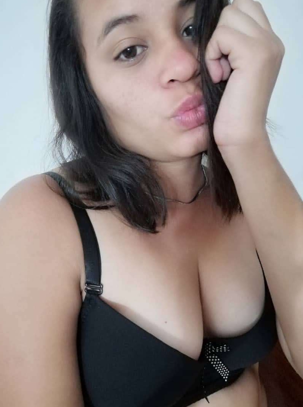 Carla Peraza Venezolana Mostrando Culo