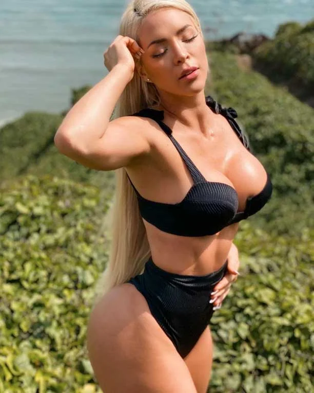 Sheyla Rojas Pack
