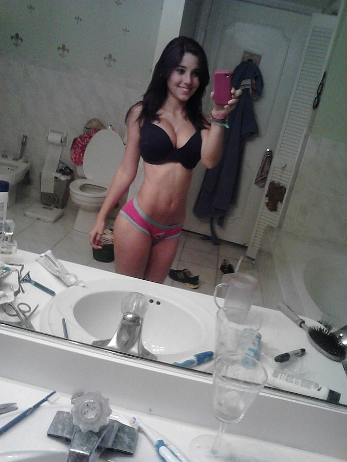 Angie Varona + Videos Onlyfans
